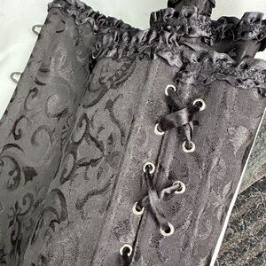 Size 3X black Lacey, and lace up bustier